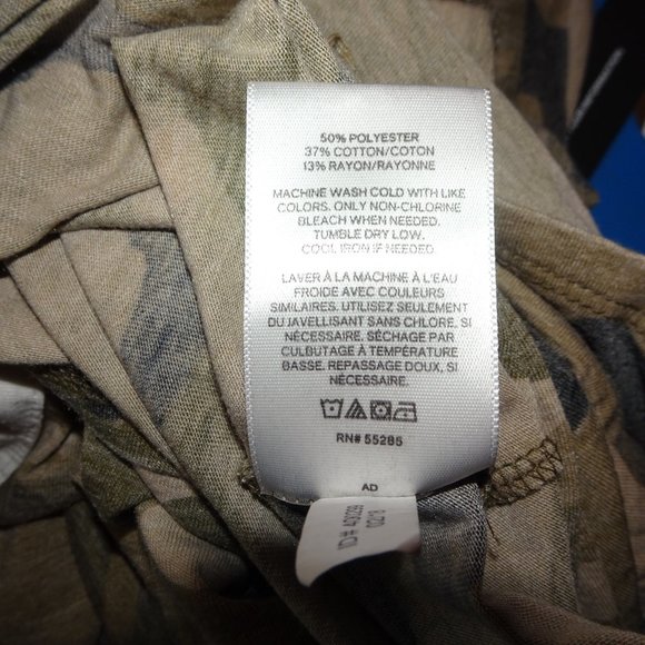 NWT Express One Eleven Camo Print Loose Fit Elbow Length Sleeve Top - Picture 5 of 5